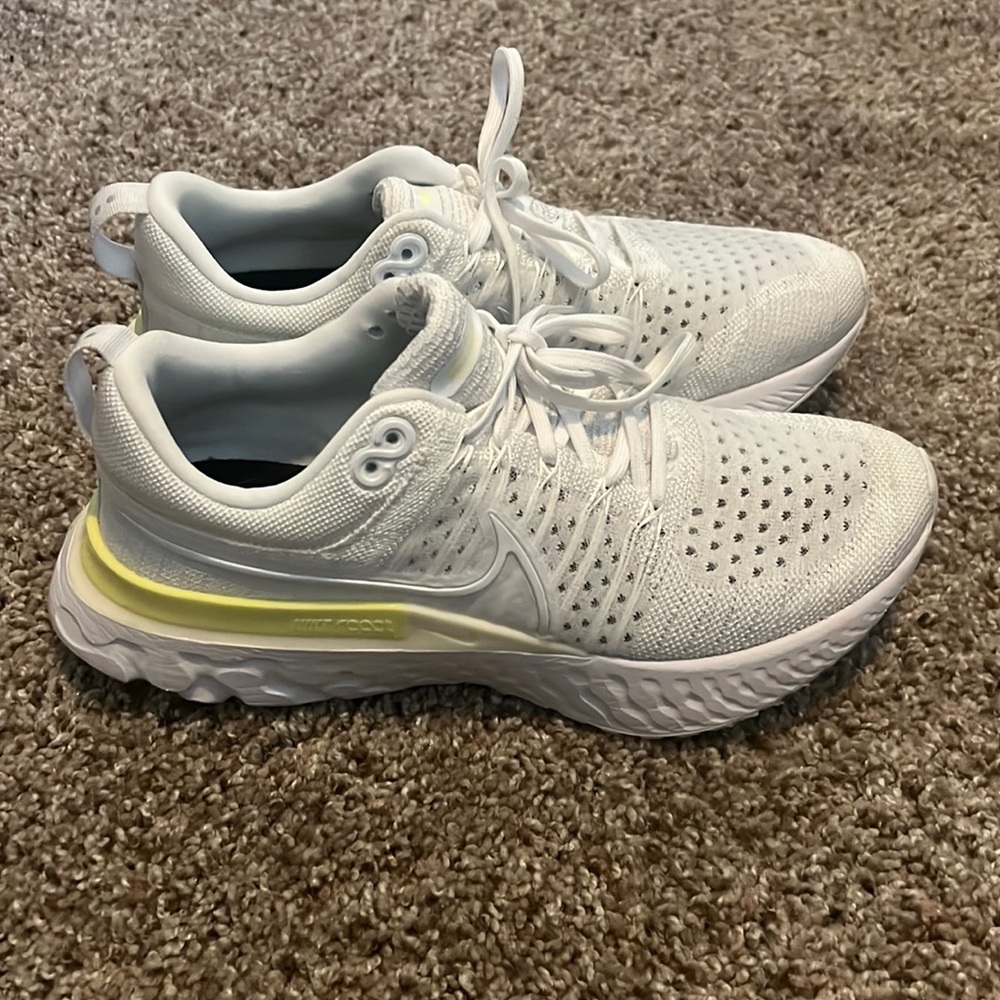 Nike React Infinity Run Flyknit 2